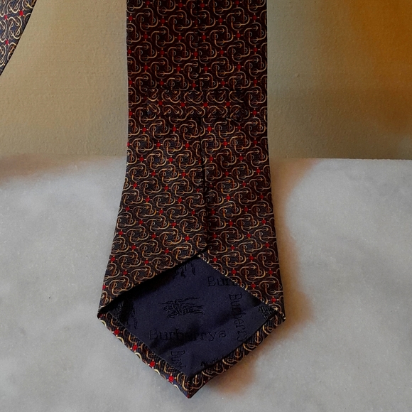 Burberrys Of London Mens Vintage Silk Tie - Picture 6 of 6